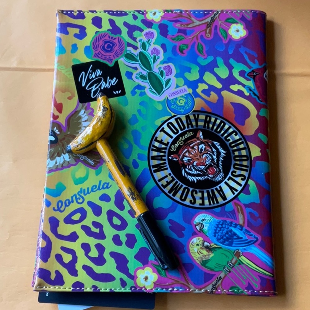 🍌📙🍌 CONSUELA NOTEBOOK AND BANANA MARKER 🍌📙🍌 NWT 🍌📙🍌 - Picture 13 of 16